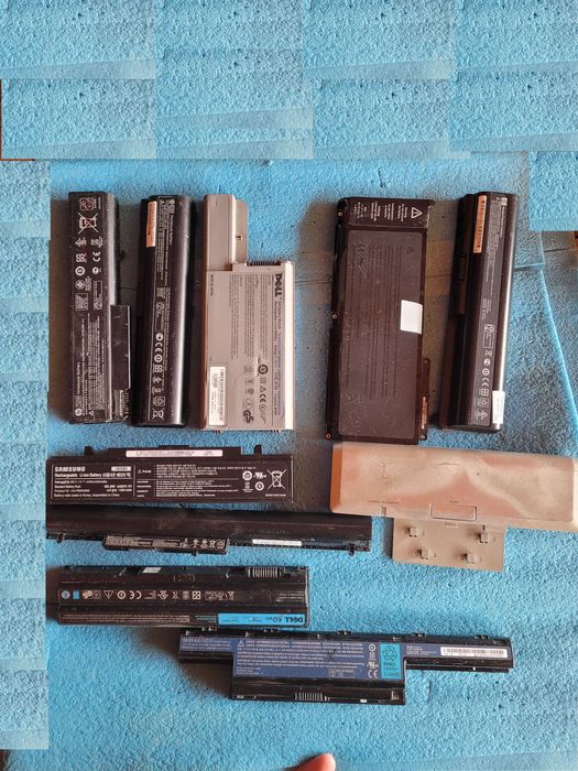lot 10 baterii - diverse modele - pentru laptop -