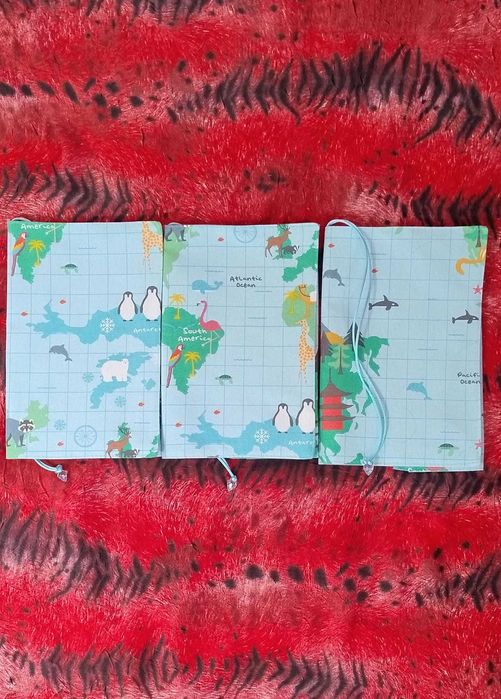 Калъф/дрешка за книжка