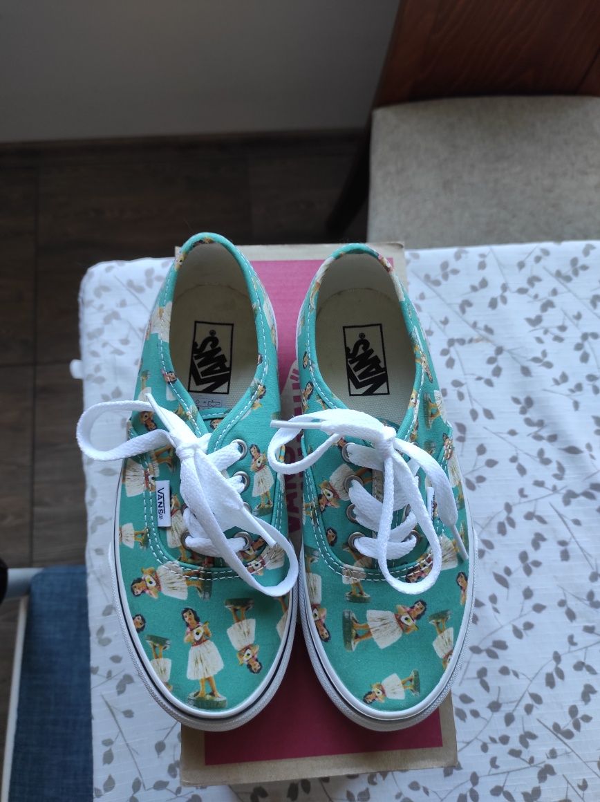 Детски Кецове Vans N:32