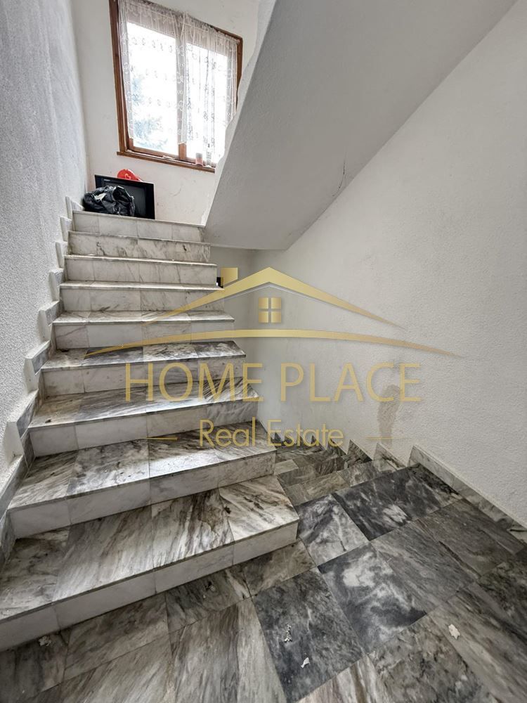 Продава се Къща в Провадия - 320 кв.м за 1032 €/кв.м - Снимка #3