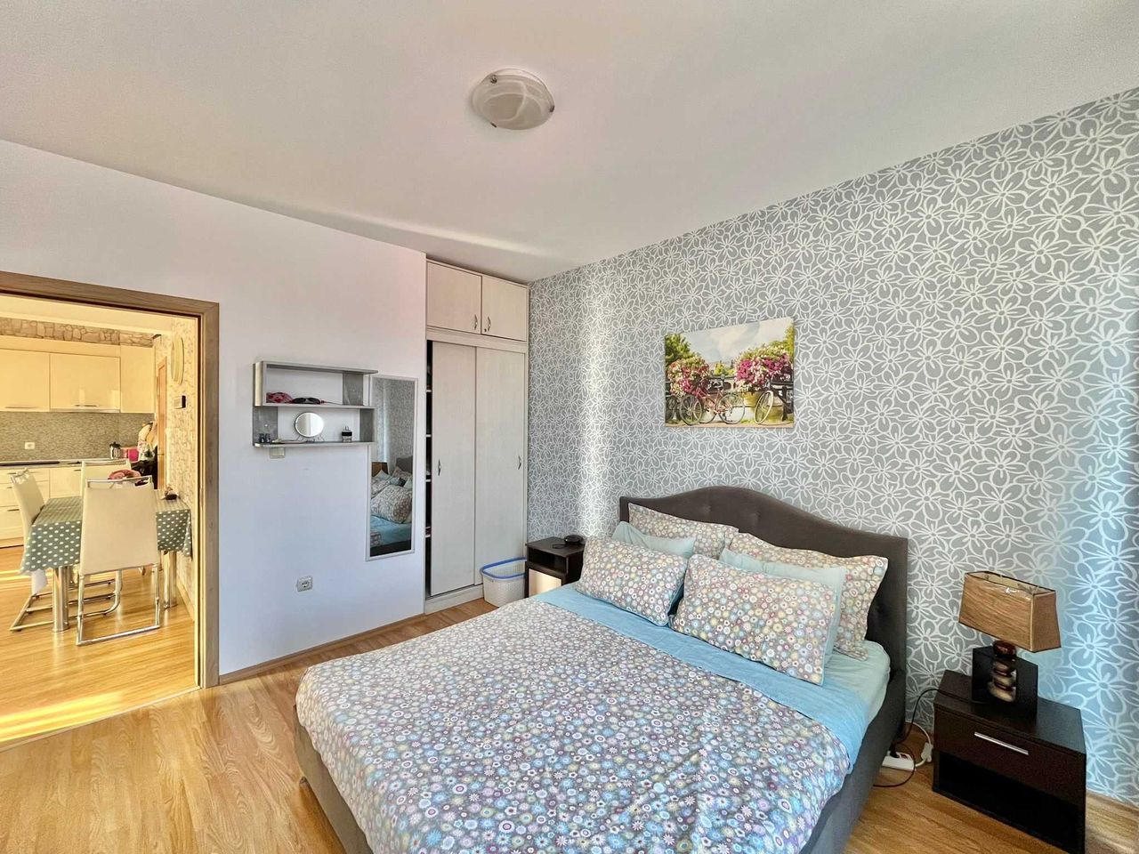 Продава се Тристаен апартамент в к.к. Слънчев бряг - 77 кв.м за 780 €/кв.м - Снимка #2