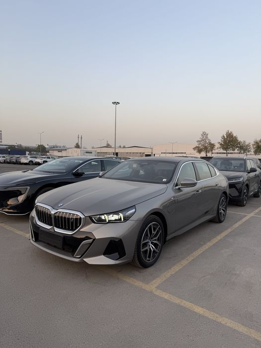 Bmw i5 M sport 35l