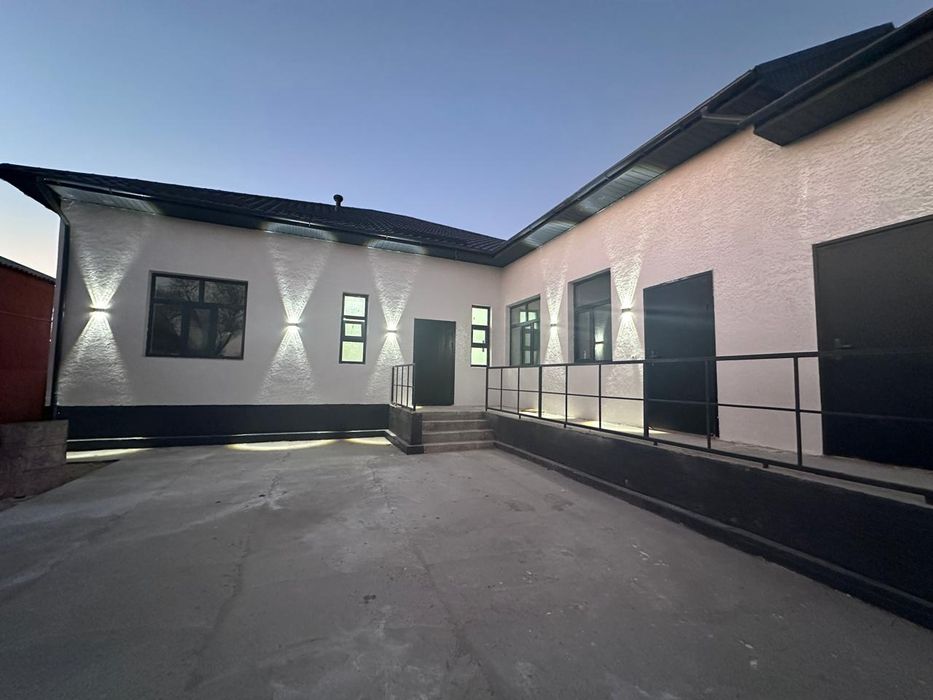 Жана уй сатылады Арайда