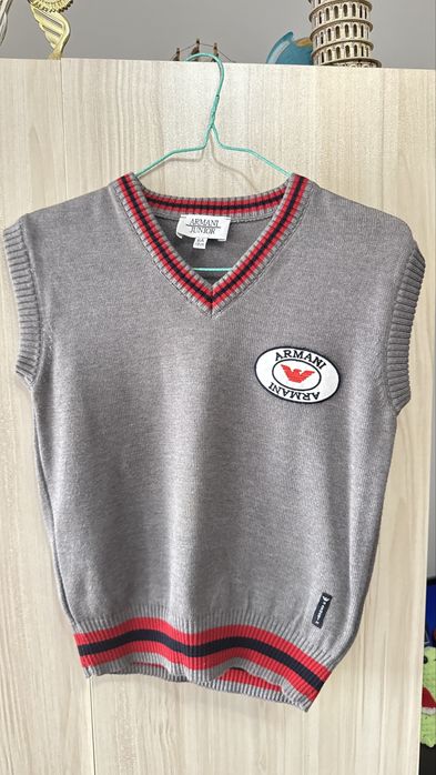 Пуловер без ръкав Armani Junior 118 см/6 год.