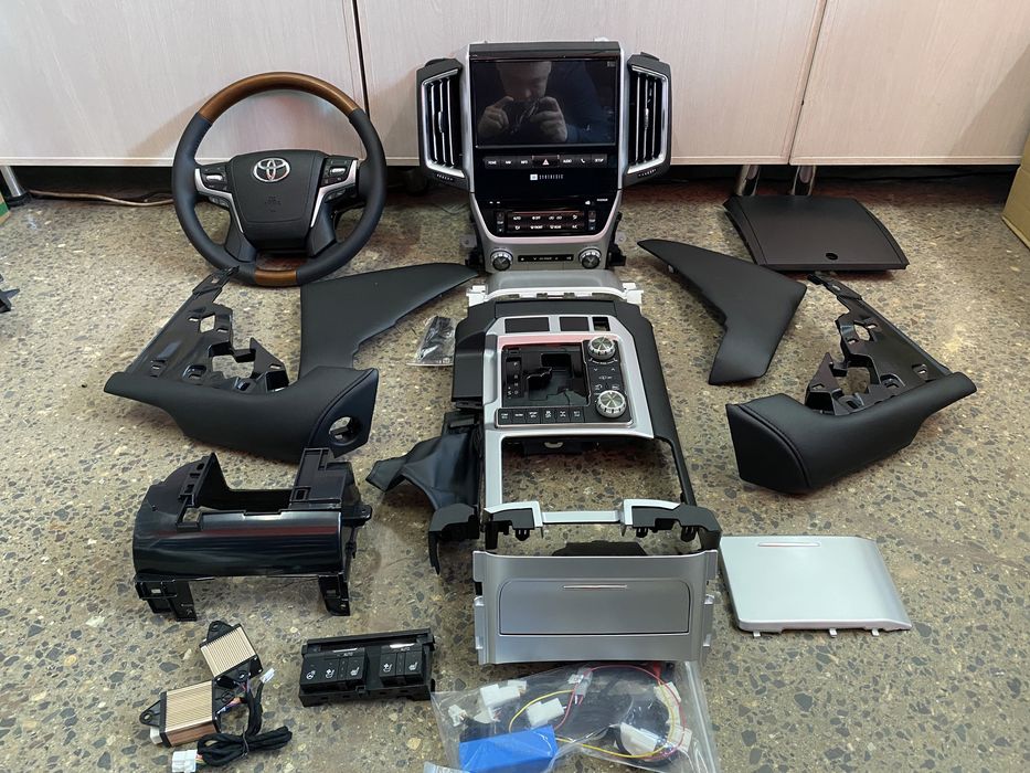 Рестайлинг Комплект  Салон  Toyota Land Cruiser 200