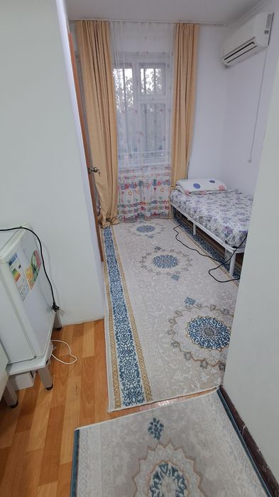 Комната благоустроенная в,центре