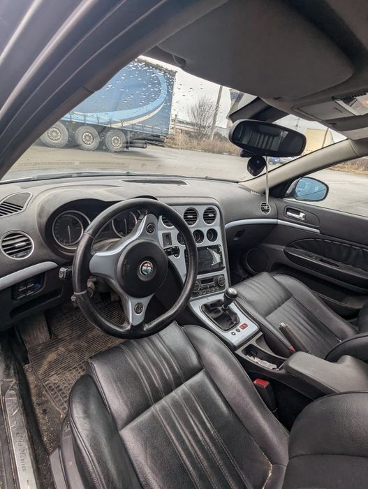 Dezmembrez Alfa Romeo 159 2,4jtdm - motor defect