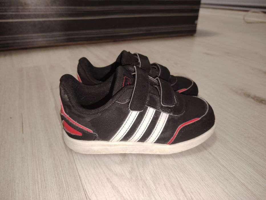 Детски маратонки 27 и 29 номер