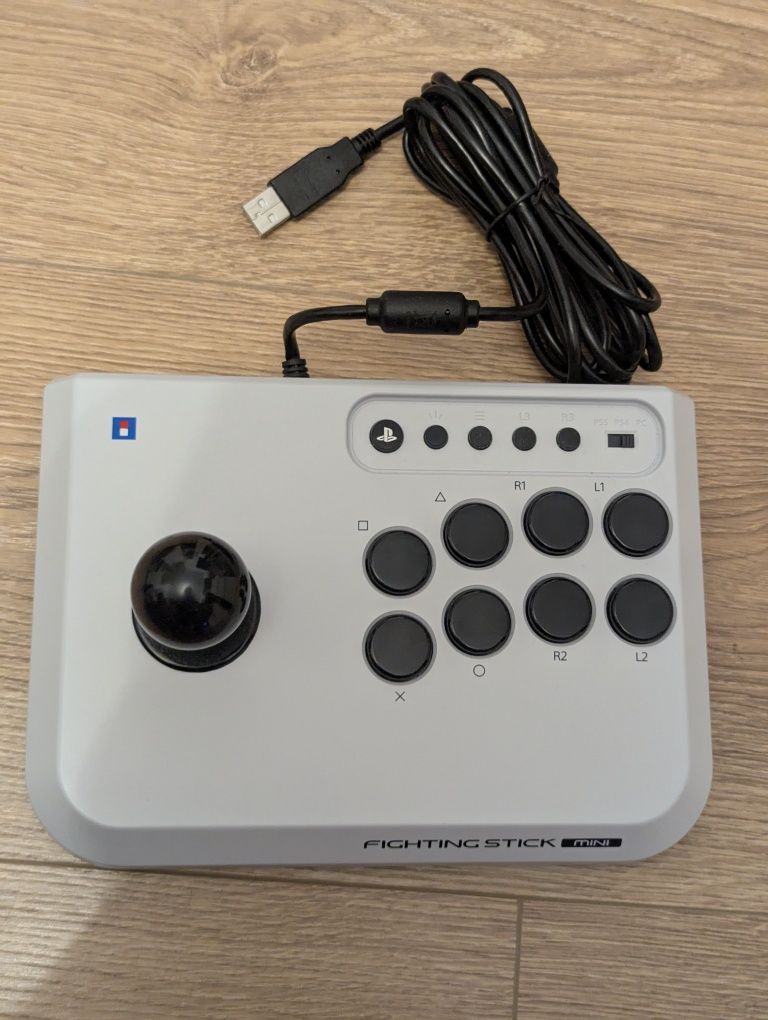 Hori Fighting Stick Mini