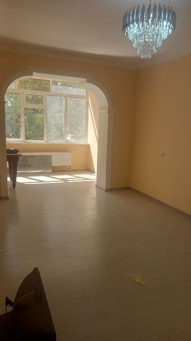 Задаётся кв в районе Олтин Самарканд