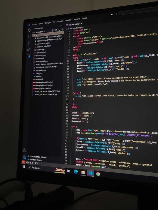 Программист: разработка и поддержка сайтов/ботов/приложений айтишник