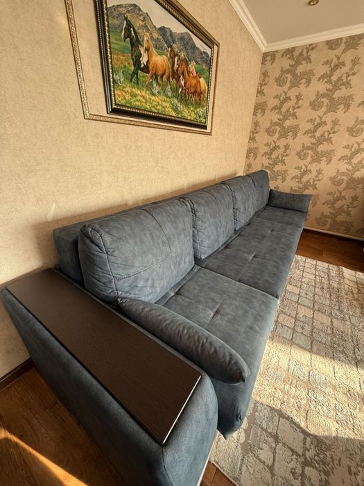 Продается Диван в отличном состоянии!