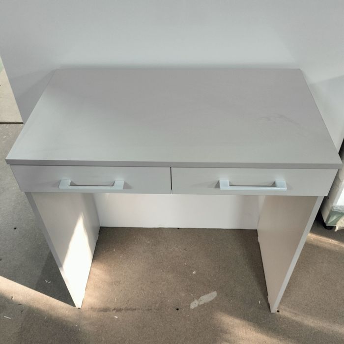 Стол письменный продам