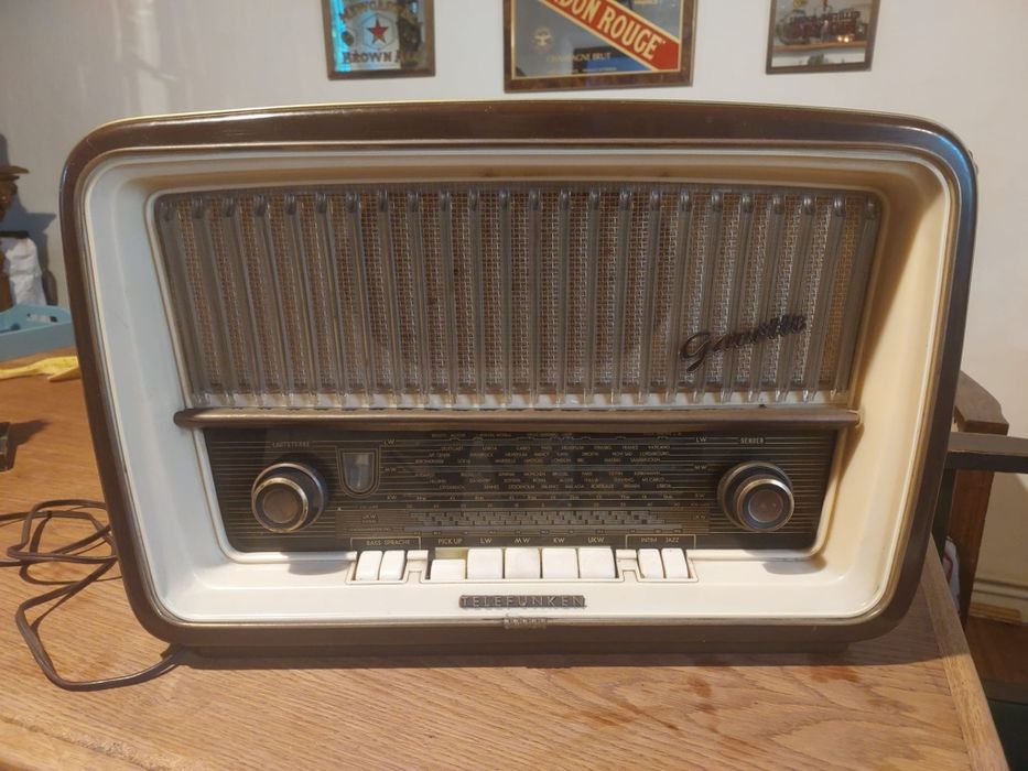 Radio Telefunken Gavotte 9 export