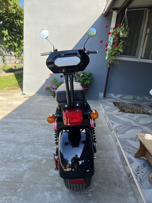 Scuter electric FARA PERMIS