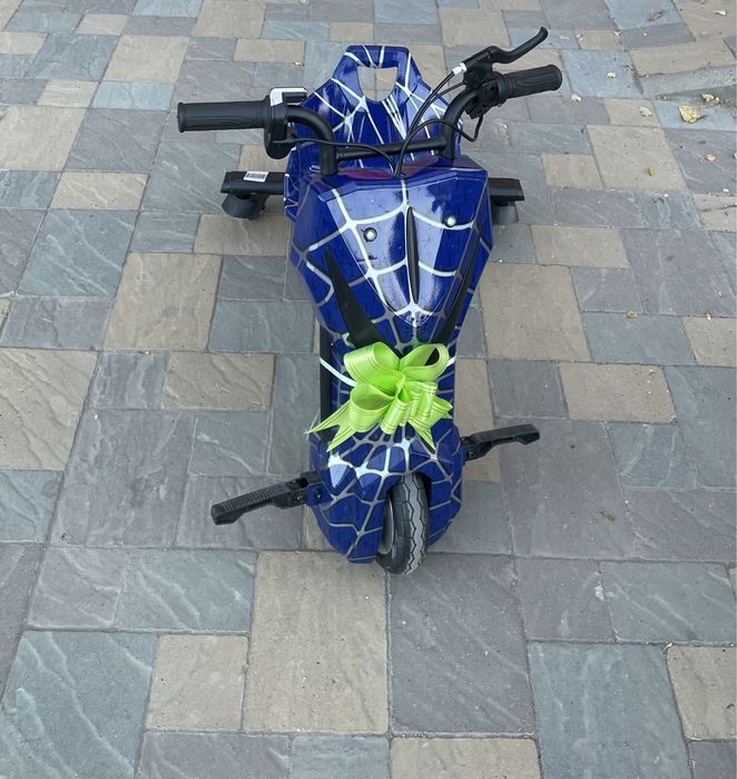 Продам электрокар, электросамокат