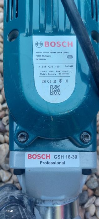 Inchiriez picamer demolator Bosch