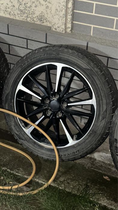 Тайота диски R18 в комплекте