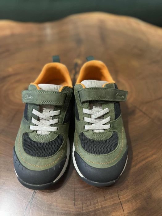 Детски обувки Clarks 30 номер