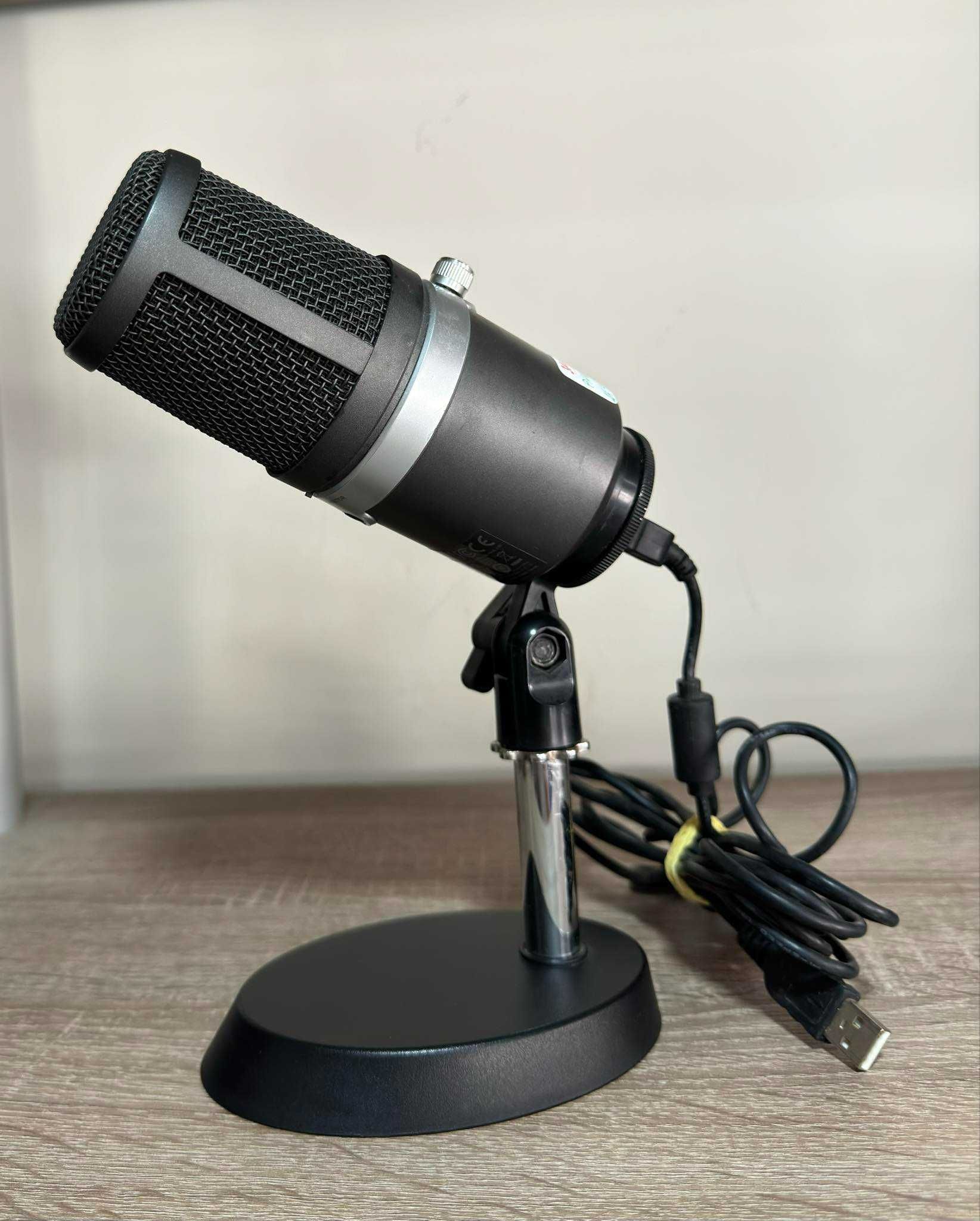 микрофон Avermedia AM310