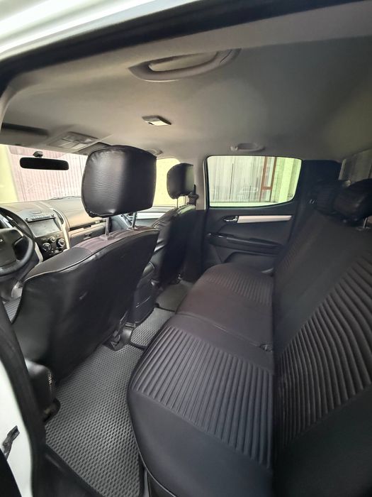 Сотилади Isuzu D-Max Oksus