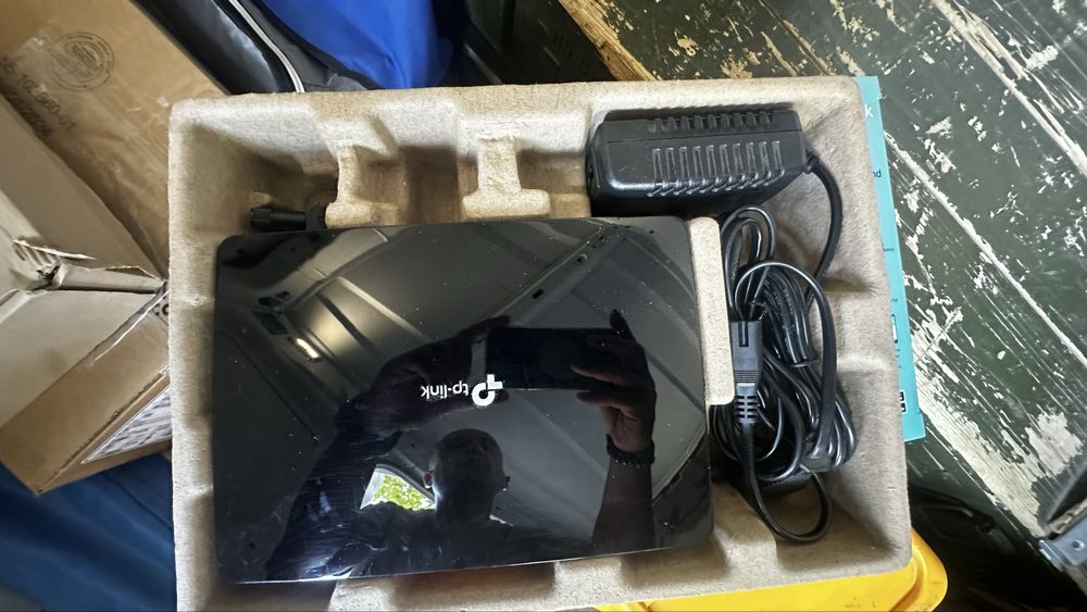 Router wifi si 4g tplink atcher mr500