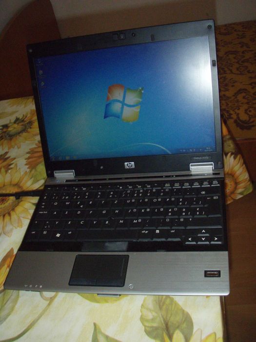 HP EliteBook 2530p 12" L9400 4Gb RAM 80 GB HDD