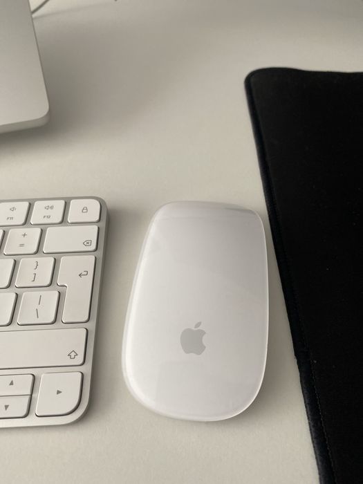 Apple keyboard German layout + mouse/ клавиатута +мишка