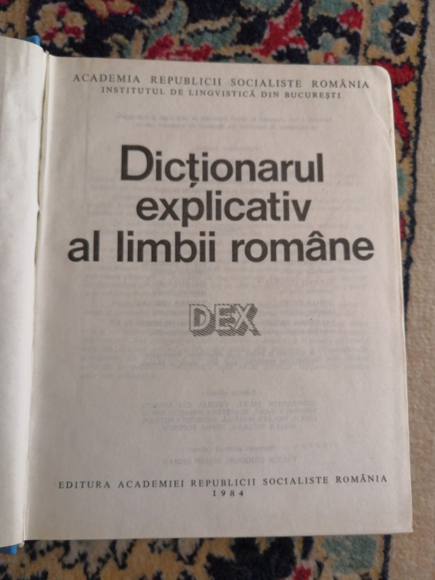 Dicționarul explicativ al limbii române, imagini color, 1984