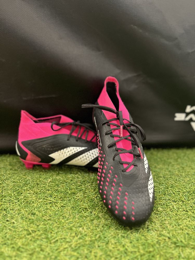 Adidas Predator Accuracy.1 FG (Black/Pink)