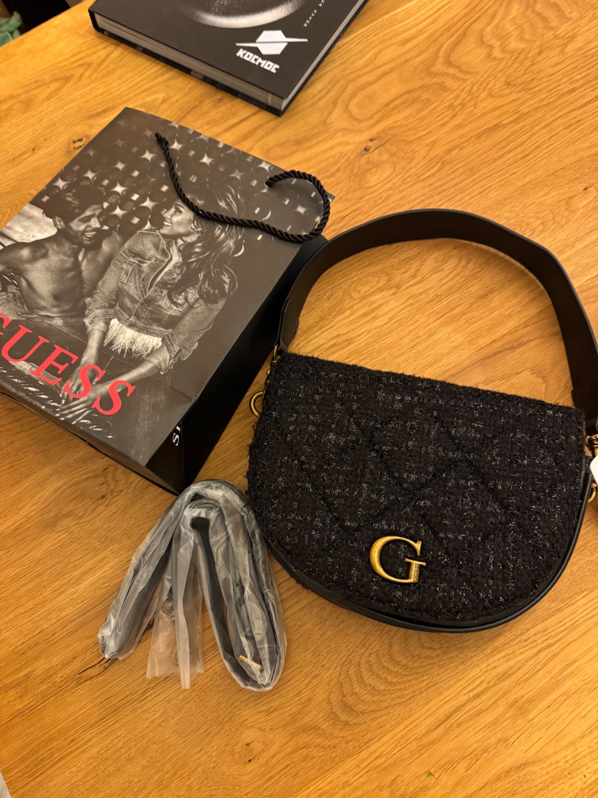 Guess нови оригинални чанти чанта с опаковка