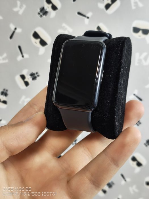 Huawei FiT SE смарт часовник