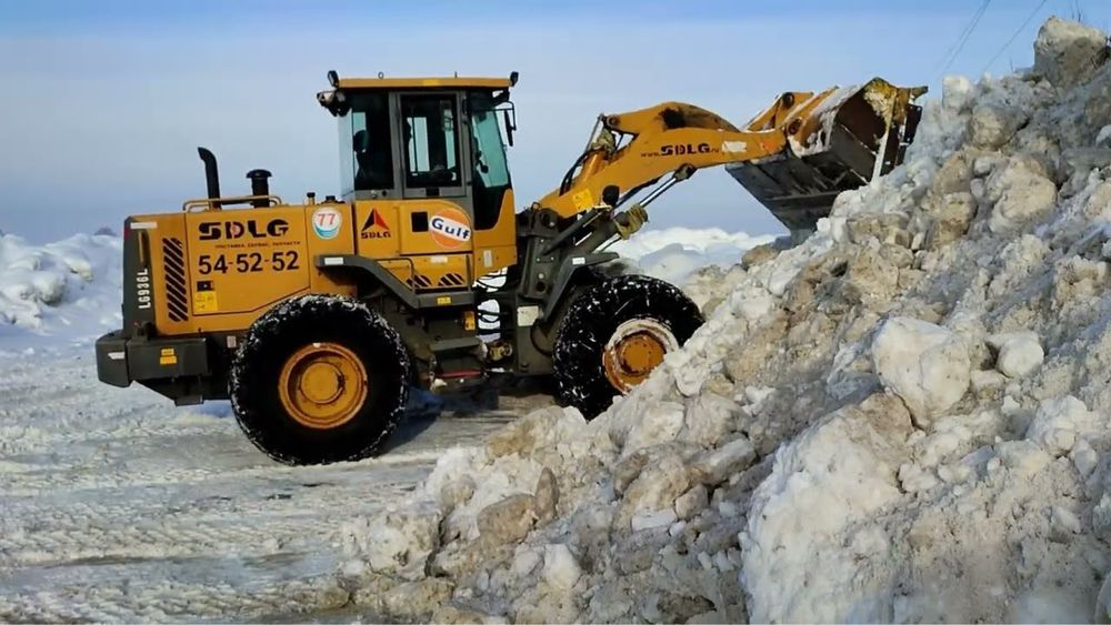 Уборка снега быстрая подача техники очитска территории Актобе и обл