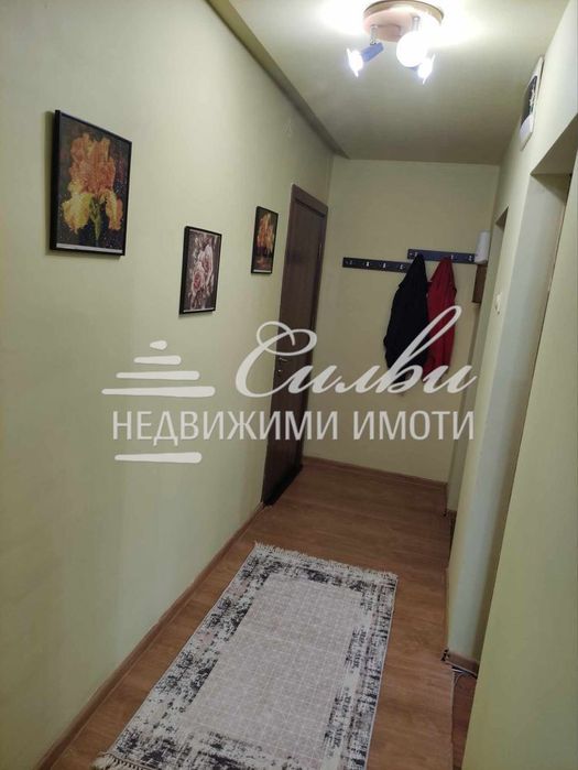 Етаж от МАСИВНА ТУХЛЕНА къща - кв. Дивдядово