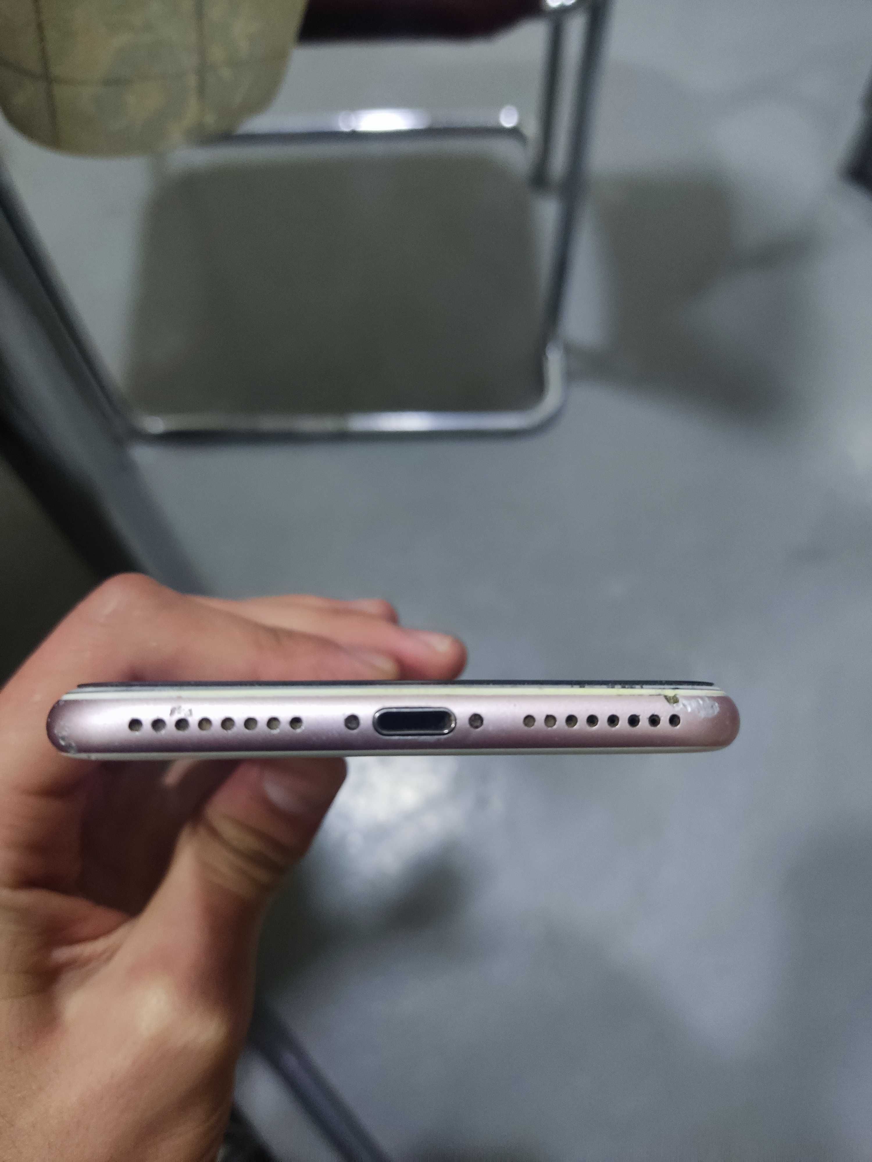 Iphone 7+  32gb.