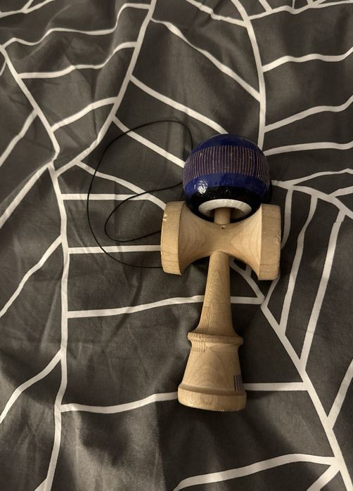 Kendama Sweets Broken Bones – Ultra navy