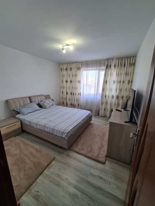 Vânzare Apartament cu 2 camere decomandat, Vedere la stradă