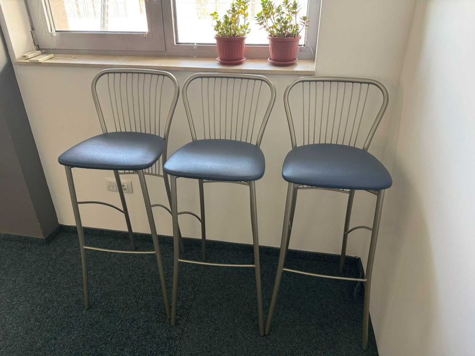 Бар столове 4 бр.