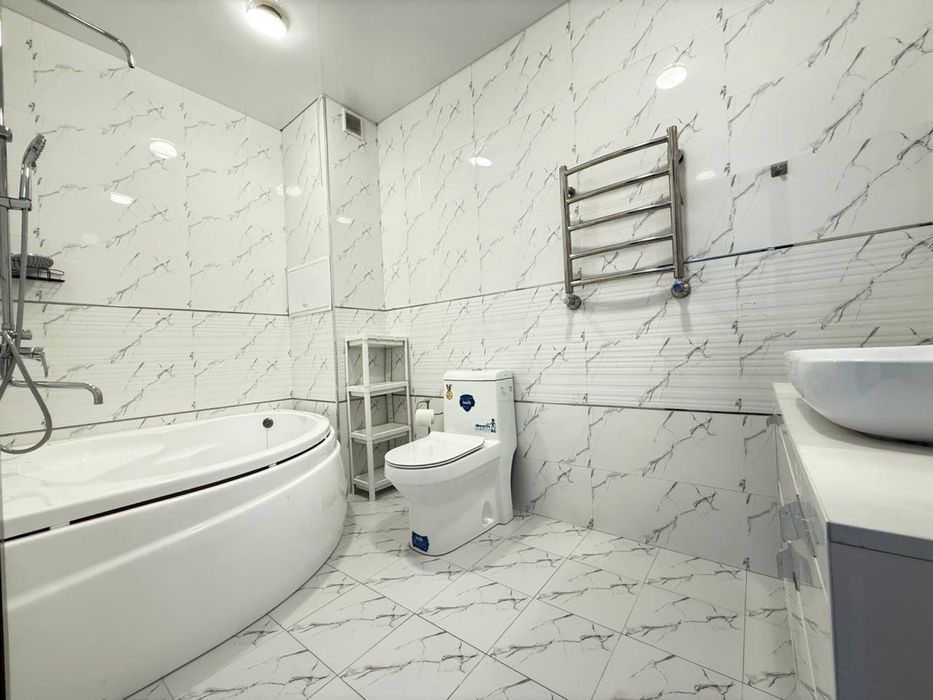 Срочно евро квартира ЖК Соларис на Кушбеги. 4/9-10/10 152м2