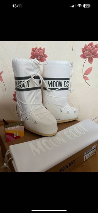 Moon Boots new full box 35/38
