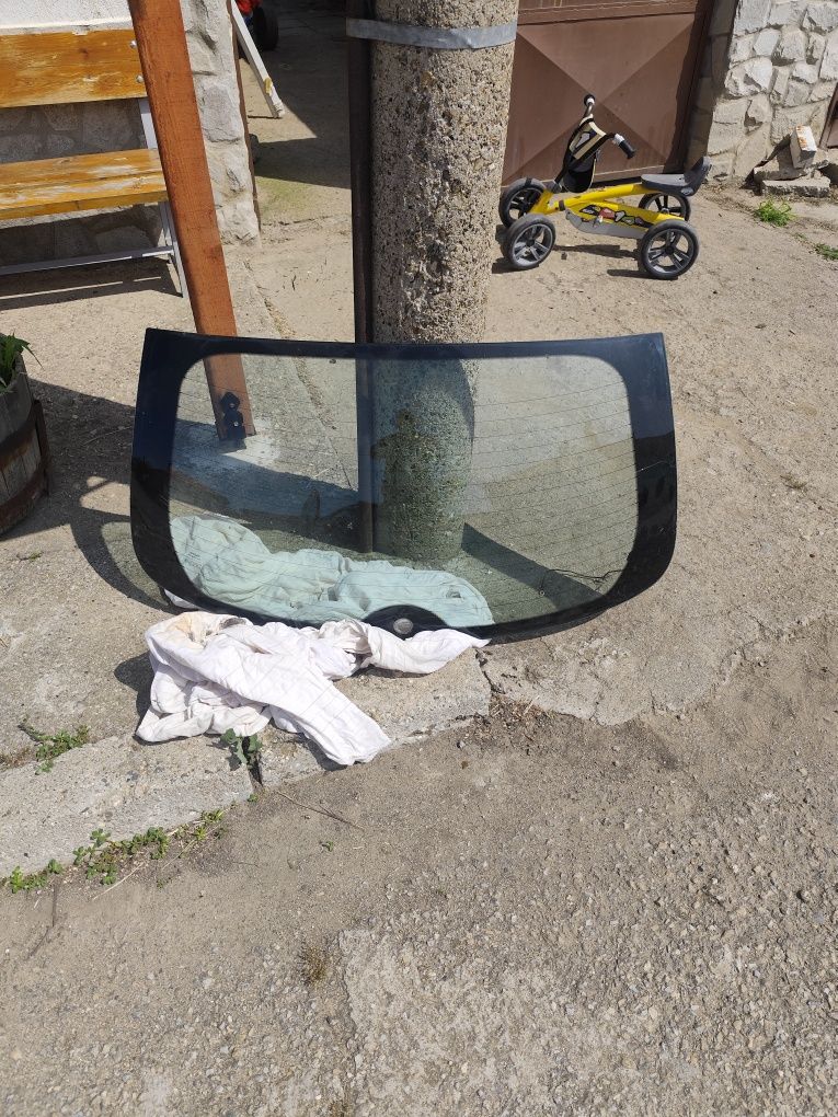 Стъкло за пета врата Нисан