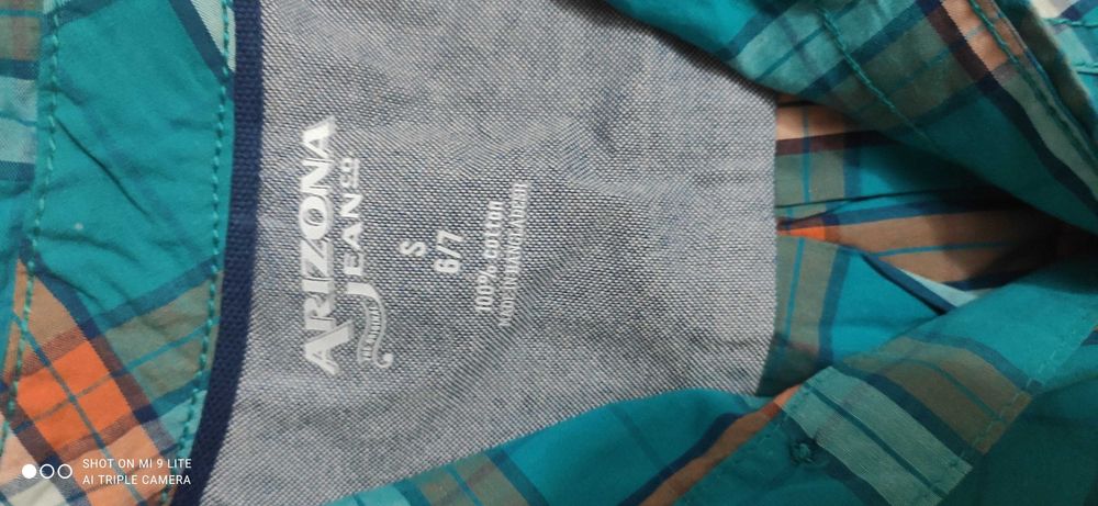 Рубашка для мальчика ,новая ,,брендовая . 6-7 лет