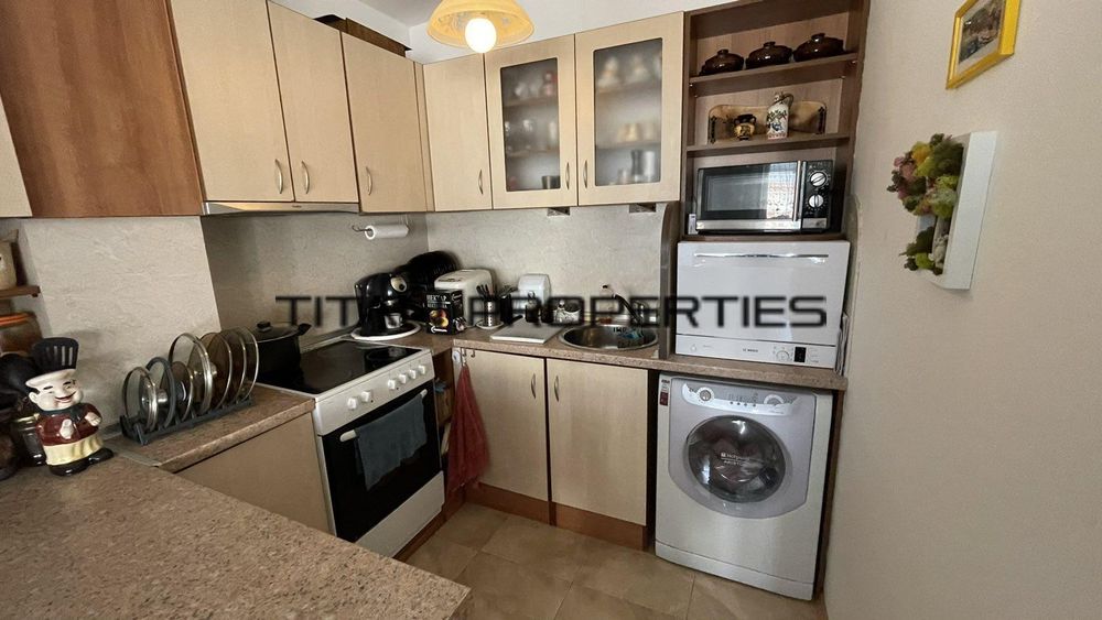 Продава се Двустаен апартамент в Бургас, Долно Езерово - 70 кв.м за 1143 €/кв.м - Снимка #2
