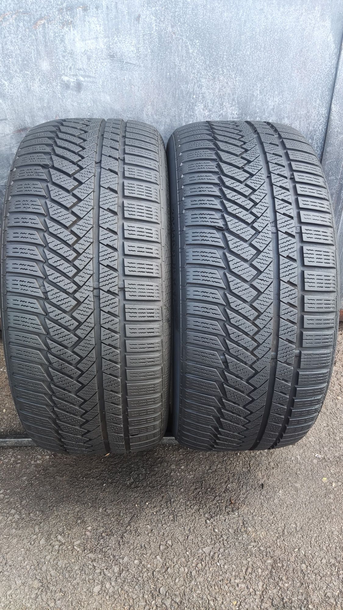 2бр. зимни гуми 245/40/18 Continental TS850P, XL 
dot22
7.2mm
Добро съ