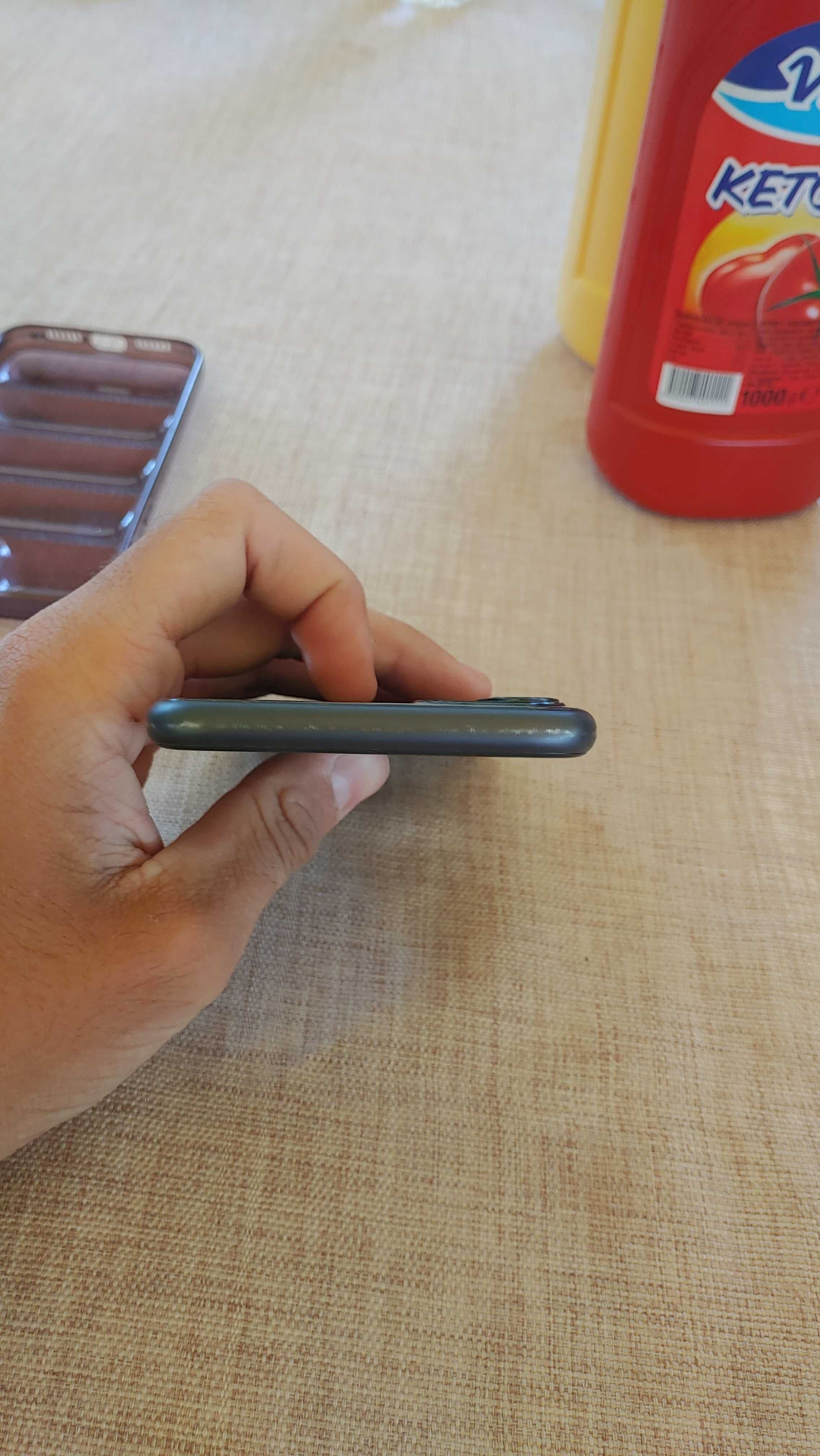 Iphone 11 - 64 gb