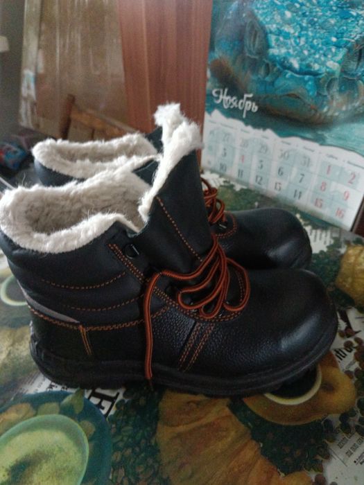 Ботинки рабочие.Новые.