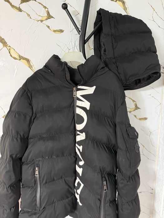 Geaca moncler neagra