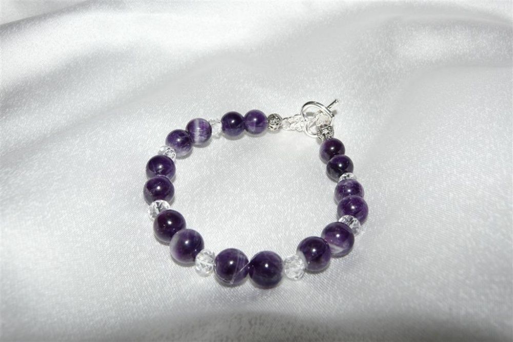 Зодиакална бижутерия