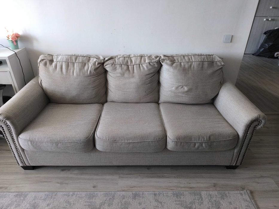 Canapea extensibila 3 locuri