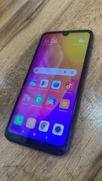 Срочно Продам телефон Redmi 7